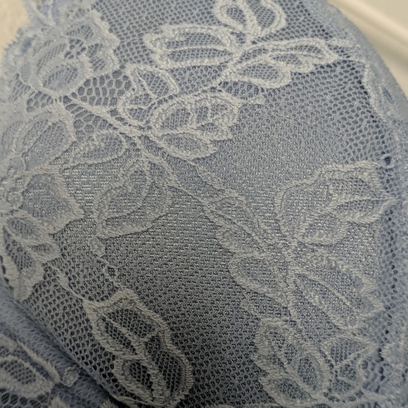 3/$15 H&M halter bra - Picture 2 of 3